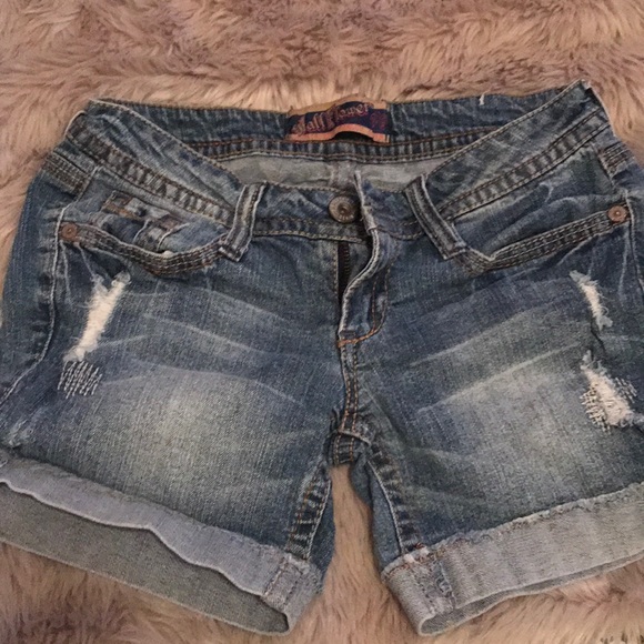 Jean shorts - Picture 1 of 3